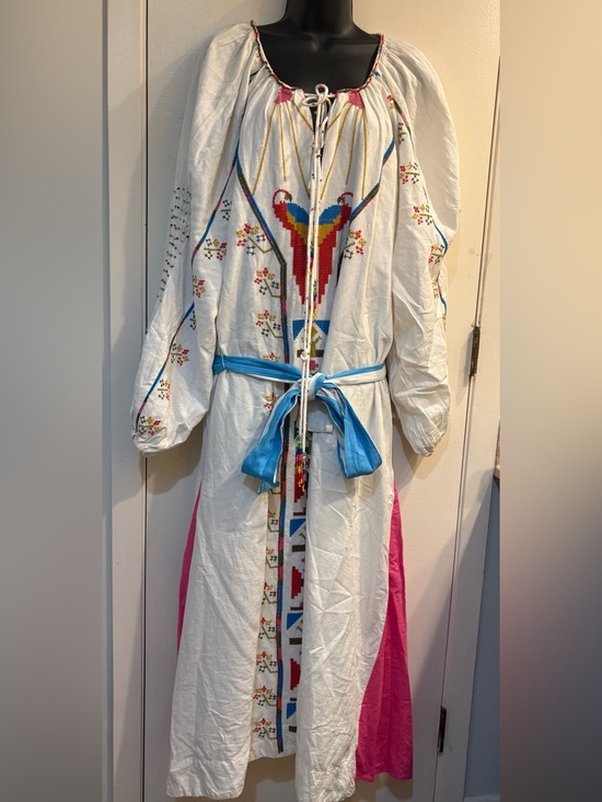 FARM Rio Dresses & Skirts - NWT Farm Rio Macaw Tassel-Tie Embroidered Maxi Dress Size M